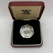 Load image into Gallery viewer, 1973 EEC Ring of Hands 50p Proof Coin In FFC Royal Mint Presentation Clam Shell Old Coin
