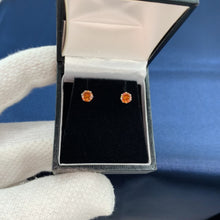 Load and play video in Gallery viewer, 1ct Sunset Moissanite Luxury Sterling Silver Stud Earrings With Box
